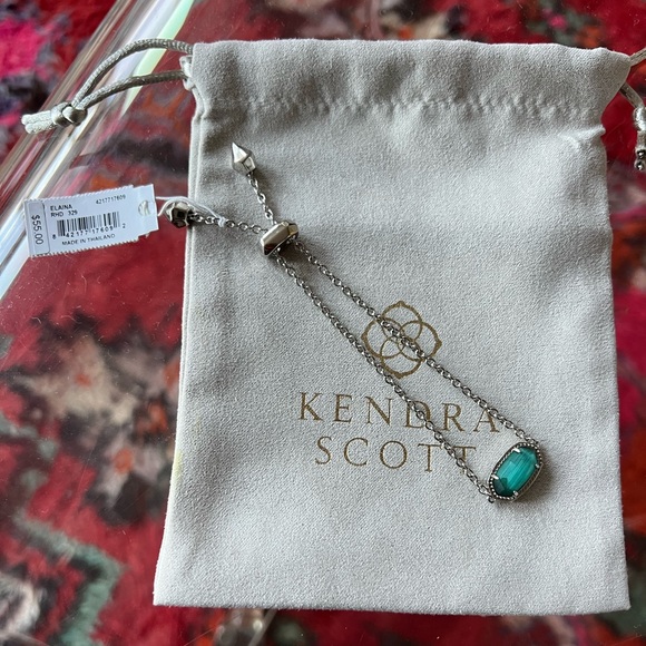 Kendra Scott Elaina Silver Adjustable Chain Bracelet in Emerald Cat’s Eye - Picture 2 of 7